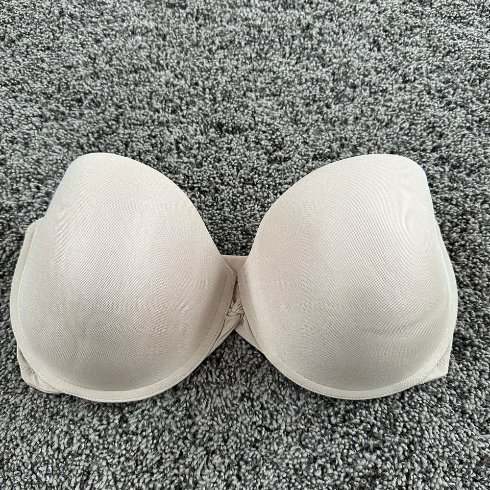 WACOAL Full Figured Red Carpet  Strapless Bra 36 DD Nude